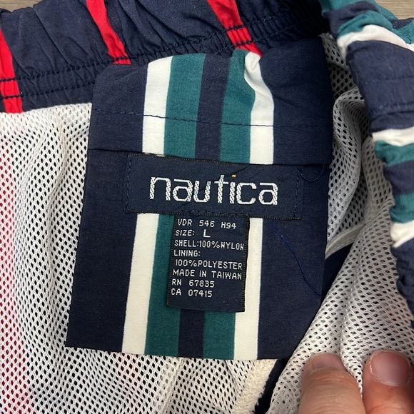 VTG NAUTICA MENS SWIM TRUNKS LARGE - Picture 10 of 15